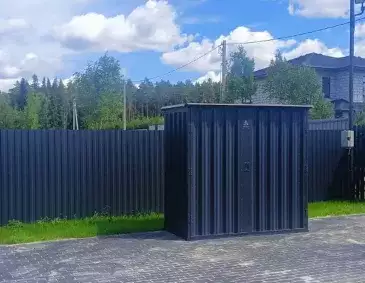 Миниатюрный хозблок для садового инвентаря и гриль-мангала в графитовом цвете в дер. Полежайки, Солнечногорский р-н, МО